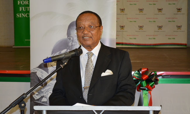 Prof. Apolo Nsibambi, speaking at the Bernard Onyango Inaugural Public Lecture at Makerere University.