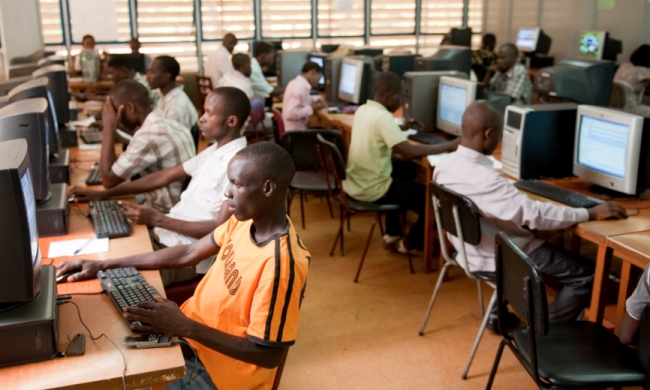 Students use the Computer Lab in the Old Building, Main Library, Makerere University, Kampala Uganda