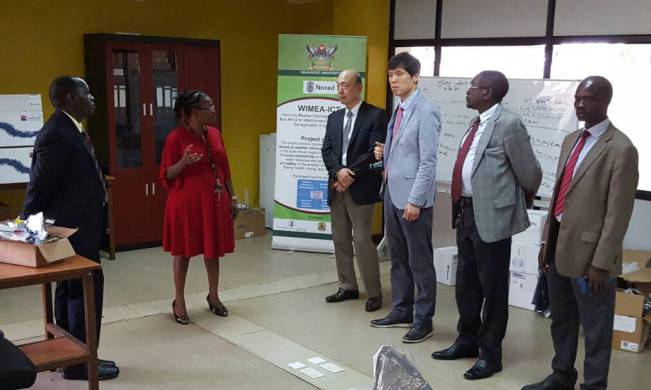 Dr. Julianne Sansa-Otim (2nd L) takes KNU's Prof. Dongik Lee (3rd L) and Prof. Soon Yong Park (3rd R) on a tour of WIMEA-ICT project activities during the duo's visit to CoCIS, 15th January 2018