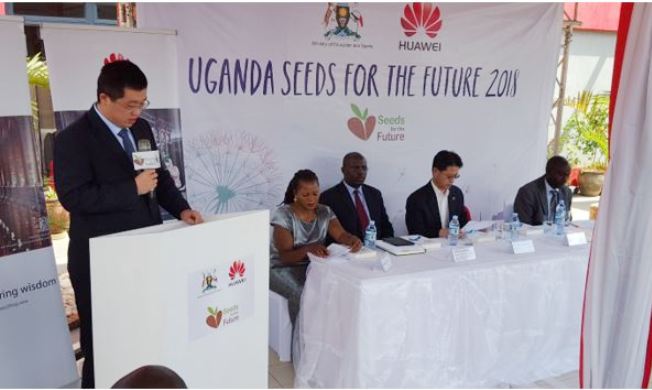 L-R: Mr. Chu Maoming (Deputy Chief of Mission, Chinese Embassy), Ms. Barbara Nalubega-Head CiPSD, Mr. Patrick Muinda (Assistant Commissioner, Communications & Information Management)-MoES, a Huawei Official and Mr. Muzamir Mukwatampola (Ag. Commissioner for Higher Education)-MoES at the Seeds for the Future Launch, 8th March 2018, CoCIS, Makerere University, Kampala Uganda