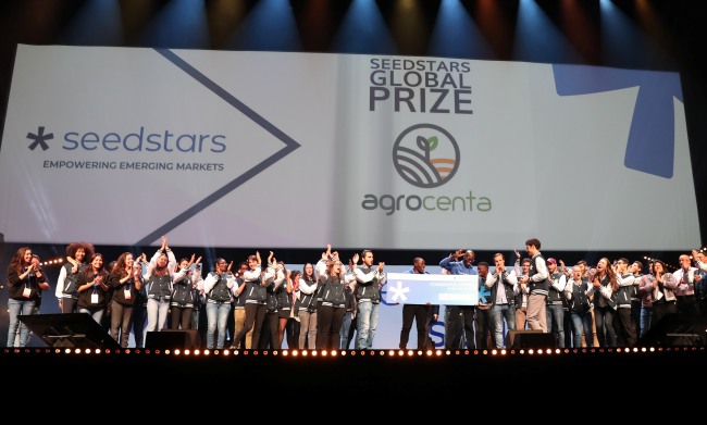 AgroCenta, the Seedstars Global Award Winner 2018 (Centre) are joined by other startups on stage at the Summit Day, 13th April 2018, Lausanne, Switzerland