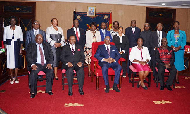 H.E President Prof. Arthur Peter Mutharika (C) flanked by Board Chair-Prof. Mable Imbuga (2nd R), Executive Secretary-Prof. Adipala Ekwamu (R) and other RUFORUM Board Members and dignitaries during the meeting at Kamuzu Palace Lilongwe, Malawi on 23rd August 2018. Image:RUFORUM