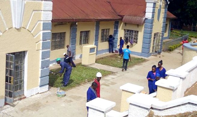 Students of Vocational Education paint the Department of Science Technical and Vocational Education (DSTVE) building, CEES as part of their hands-on practical training on 9th May 2019. The students are admitted to the Makerere University Centre for Lifelong Learning as part of the collaboration with the Uganda Business and Technical Examination Board (UBTEB).