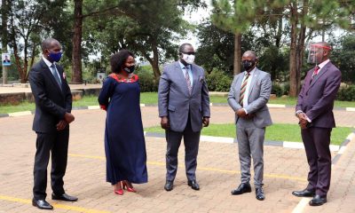 Deputy Katikkiro-Owek. Robert Waggwa Nsibirwa (Centre) and his delegation; Dr. Prosperous Nankindu Kavuma (2nd Left) and Owek. Noah Kiyimba (Left), are received upon arrival at CTF2, Makerere University by the Vice Chancellor, Prof. Barnabas Nawangwe (2nd Right) and DVCAA-Dr. Umar Kakumba (Right) on 1st October 2020.