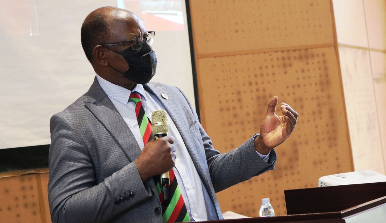 The Vice Chancellor, Prof. Barnabas Nawangwe makes his remarks at the Innovative Doctoral Education in Uganda study dissemination by researchers from CEES on 28th January, 2021, CTF2 Auditorium, Makerere University, Kampala Uganda.