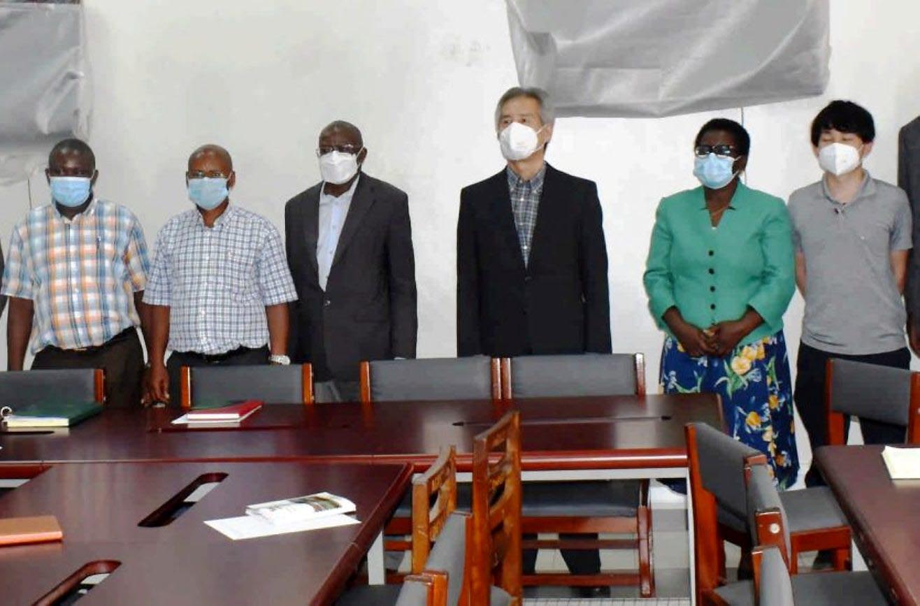 The President SAA-Dr. Makoto Kitanaka (3rd R) and the Principal CAES-Prof. Bernard Bashaasha (3rd L) with L-R: Prof. Nelson Turyahabwe, Prof. Johnny Mugisha, Dr. Roselline Nyamutale and an SAA official during the meeting at CAES, Makerere University on 4th June 2021.