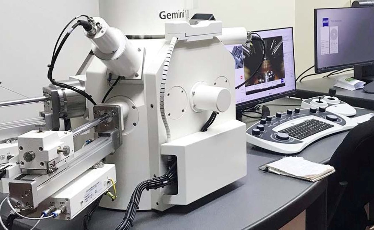 The VP SIgma 300 High Resolution Scanning Electron Microscope unveiled 21st July 2021 at CEDAT, Makerere University.