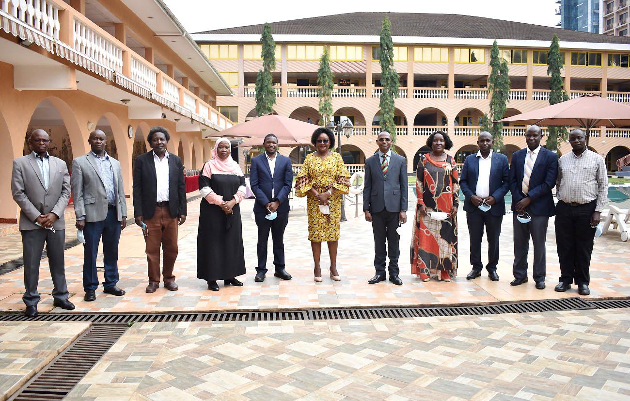 The DVCAA & Patron MUDF-Dr. Umar Kakumba (5th R) with the Dean MakSPH & Chair MUDF-Prof. Rhoda Wanyenze (C) with Deans: L-R: Dr. James Wokadala, Dr. Andrew Ellias State, Dr. Patrick Mangeni, Dr. Saudah Namyalo, Dr. Freddy Kitutu, Dr. Grace Kibanja, Dr. John Baptist Tumuhairwe, Dr. Pakoyo Kamba and Prof. Moses Joloba at the MUDF training, 3rd September 2021, Hotel Africana, Kampala.