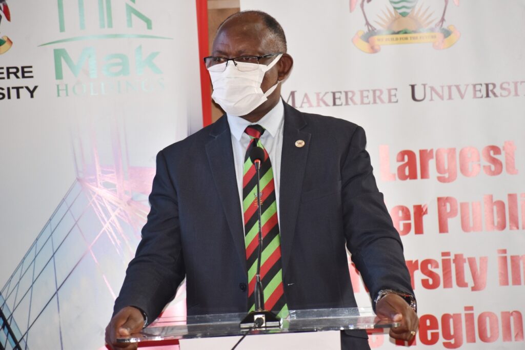 The Vice Chancellor, Prof. Barnabas Nawangwe thanked the Outgoing Board for laying a firm foundation upon which the Incoming Board would build. 