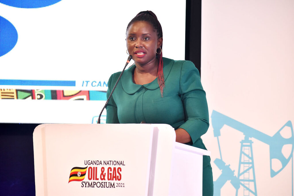 Victoria Namusoke Kayemba, Sector Head, Oil & Gas, represented the CEO Stanbic Bank Uganda Limited Anne Juuko.