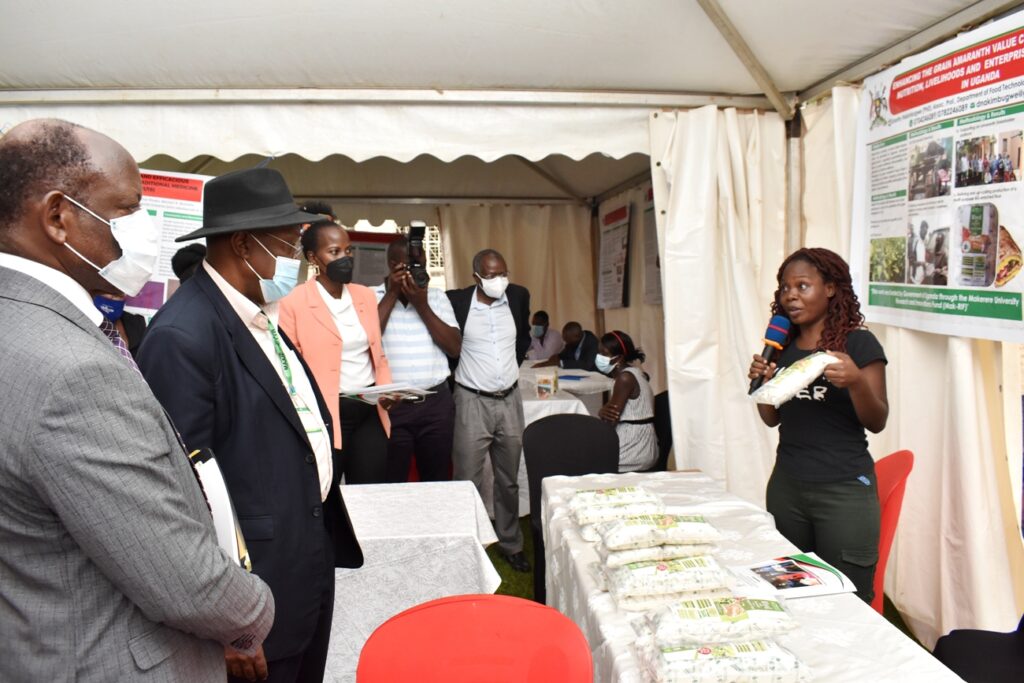 A team of researchers headed by Dr. Dorothy Nakimbugwe created alternatives for the common wheat flour using amaranth for improved nutrition.