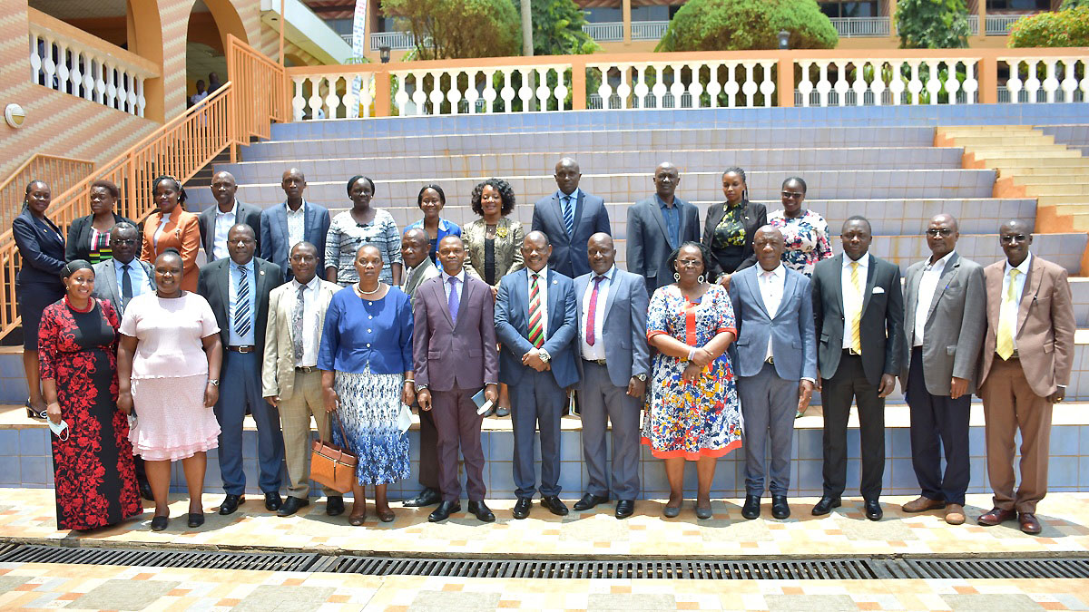 The Vice Chancellor, Prof. Barnabas Nawangwe (Front Row Centre) flanked by the DVCAA-Associate Prof. Umar Kakumba (on his left), Ag. DVCFA- Prof. Henry Alinaitwe (4th Right), Head of Mak-RIF-Prof Fred Masagazi Masaazi (6th Right) and Head GAMSU-Prof. Grace Bantebya Kyomuhendo (5th Right) join other management officials in a group photo after a meeting held at Hotel Africana, Kampala on 4th April 2022..