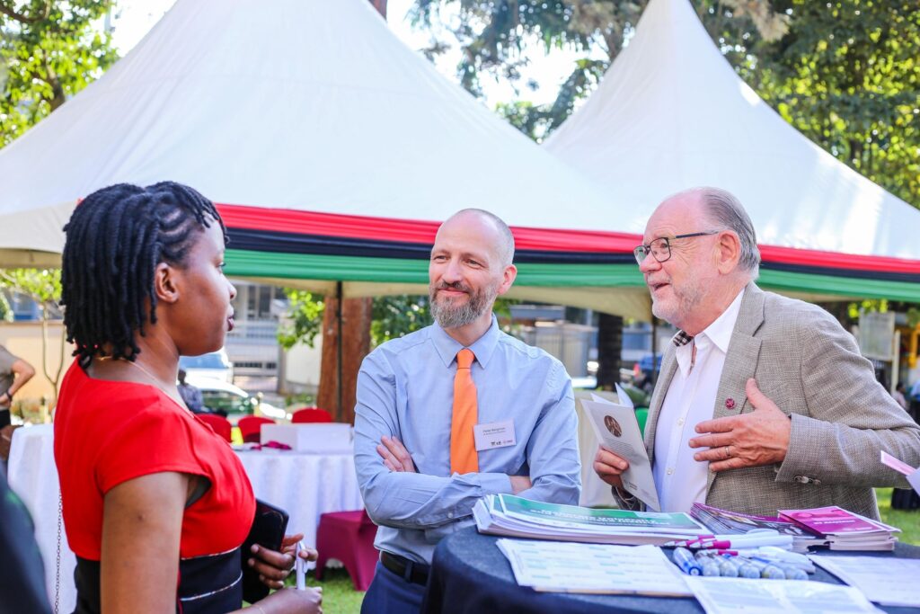 KI Alumni Coordinator, Peter Bergman (C) and other guests during the celebrations. 