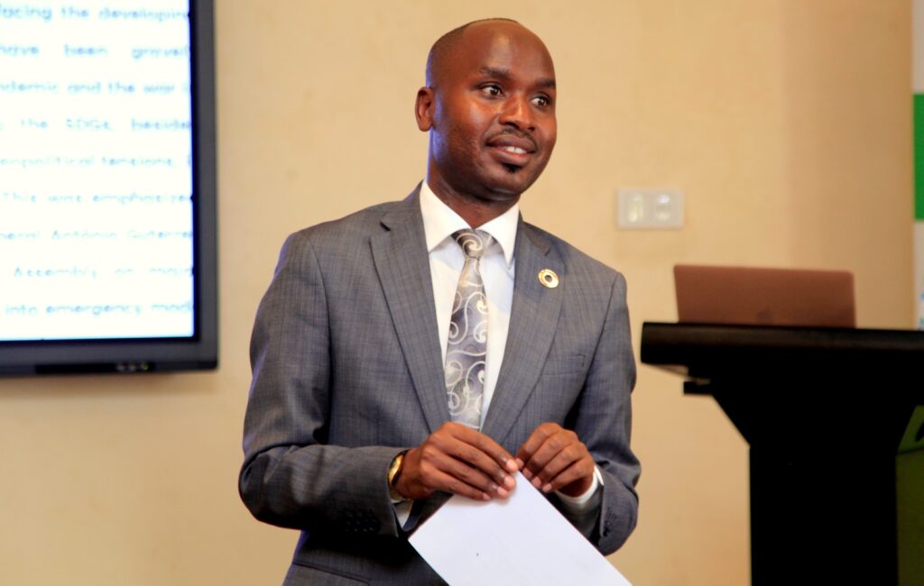 Dr. Faustin Gasheja, Sustainable Development Solutions Network (SDSN) Project Manager, Africa makes his presentation.