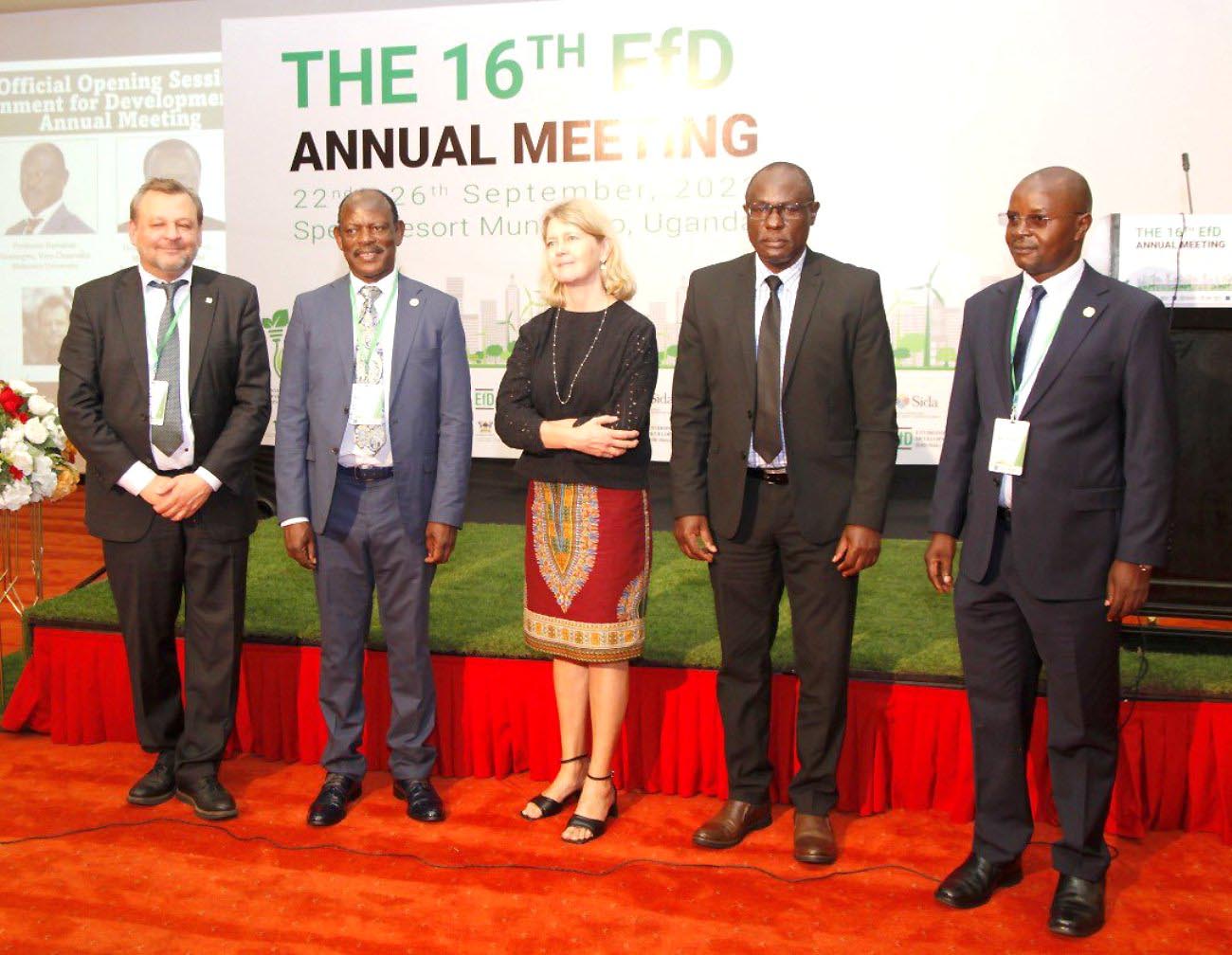 Left to Right: Prof. Gunnar Köhlin, Prof. Barnabas Nawangwe, Amb. Maria Håkansson, Commissioner Julius Mafumbo and Prof. Edward Bbaale posing for a group photo before the opening ceremony on 22nd September 2022: Photo by EfD-Mak Centre.