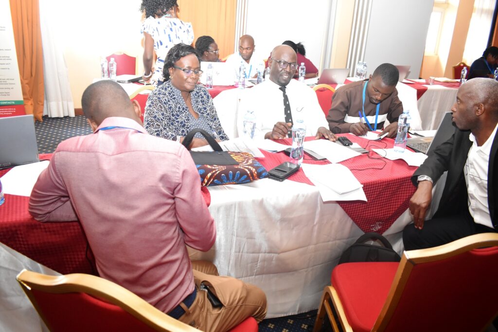 Participants in a brainstorming session on mainstreaming gender in NORHED II projects.