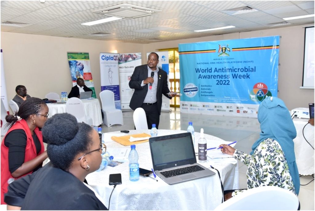 Prof. Lawrence Mugisha making a presentation on combating AMR during the dialogue held at Hotel Africana.