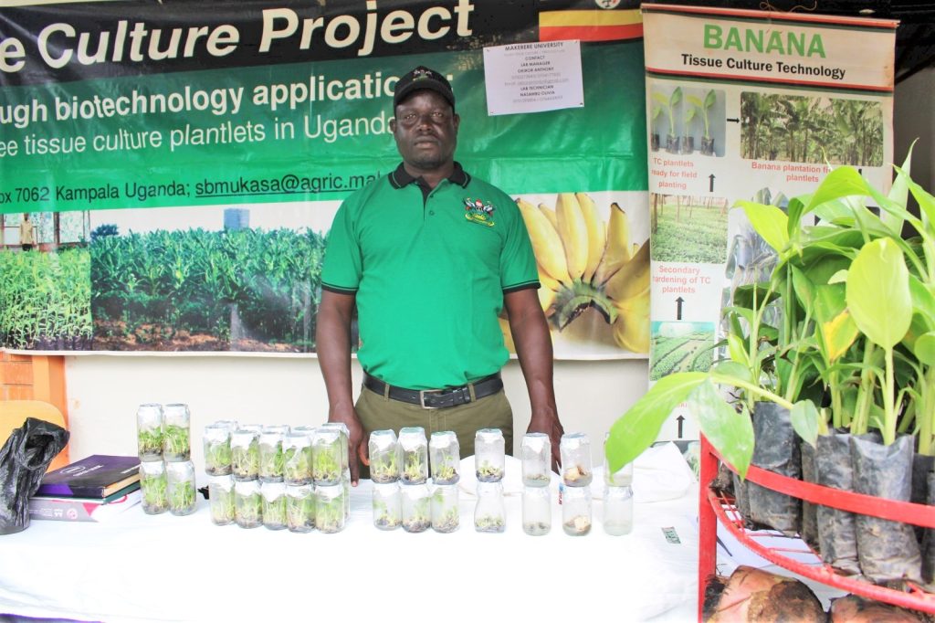 Dr. Anthony Okiror presenting his projects. 29th Source of the Nile National Agricultural Show, Jinja, Uganda. 4th-13th August 2023.