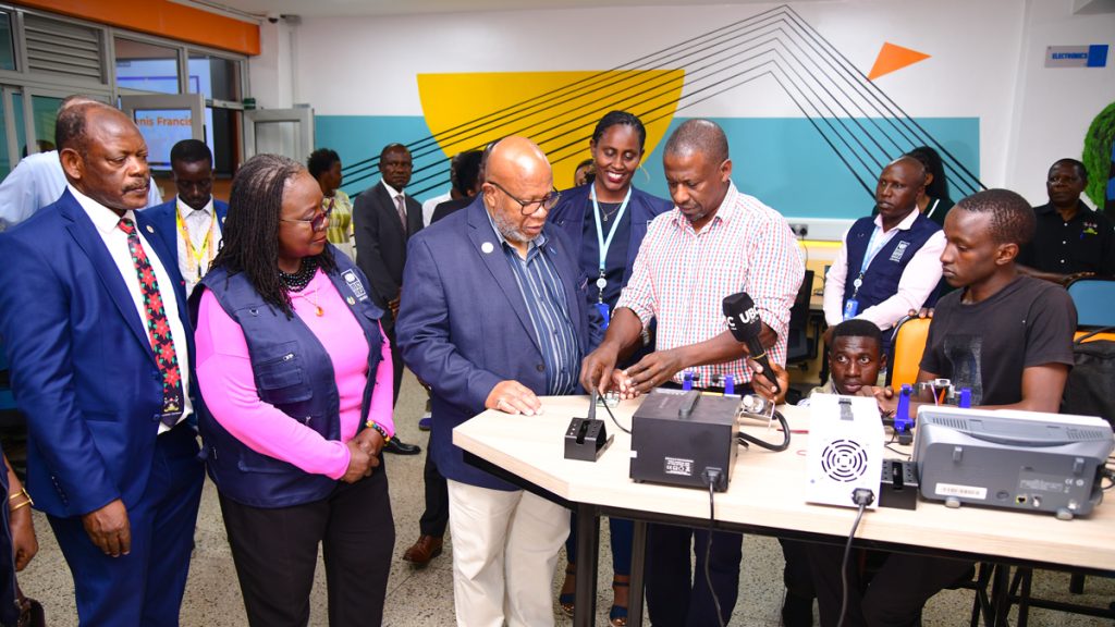 UN General Assembly President H.E. Dennis Francis (3rd Right), H.E. Elsie Attafuah (2nd Left) The United Nations Development Programme (UNDP -Uganda) Resident Representative and Vice Chancellor Prof. Barnabas Nawangwe (Left) on a tour of the Innovations Hub on Saturday 20th Jan 2024.