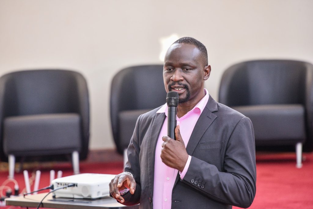 Dr Patrick Byakagaba from the Department of Environmental Management, Makerere University moderated the workshop. Leiden-Delft-Erasmus East Africa Research Network (LEARN) in collaboration with the Urban Action Lab at Makerere University a workshop to deliberate strategies for mitigating the impacts of climate change in urban centres in the East African Region, Theme: “Resilient Urban Futures: Adapting Livelihoods to Climate Change”, 4th-5th September 2024, School of Public Health Auditorium, Kampala Uganda.