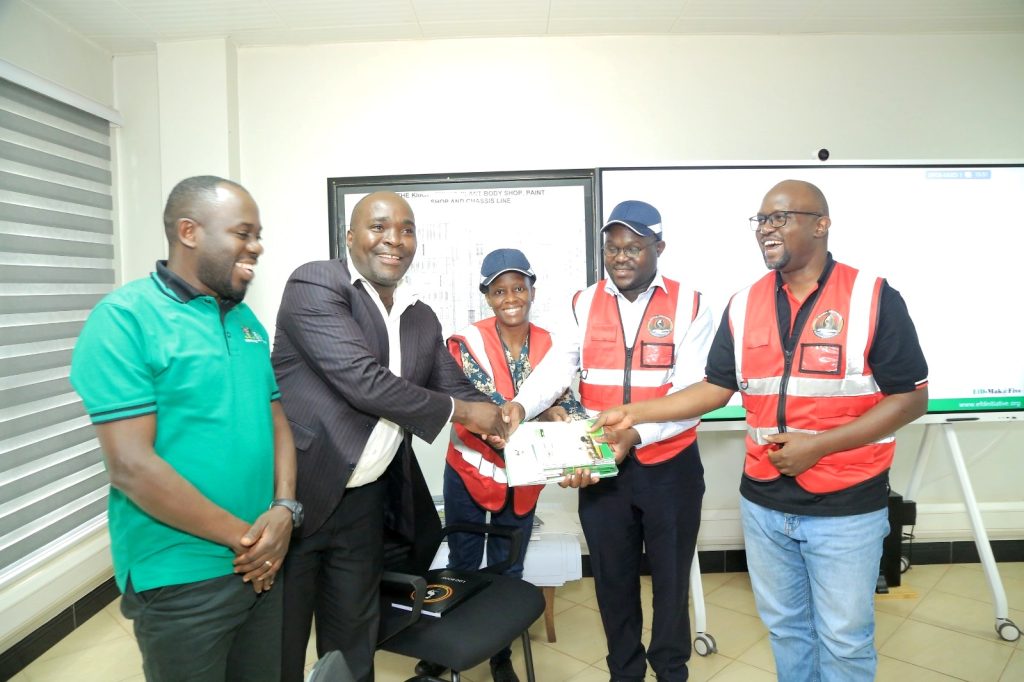 Left to Right: Dr. Peter Babyenda and Dr. John Seruyange are received by Eng. Richard Madanda (2nd Right) and members of the KMC Team upon arrival. EfD-Mak Team and Inclusive Green Economy (IGE) fellows led by Uganda’s Policy Engagement Specialist Dr. Peter Babyenda visit Uganda’s Pioneer Motor Vehicle Company engaged in the production of Electric and solar powered vehicles – the Kiira Motors Corporation (KMC), 17th September 2024, Jinja, East Africa.