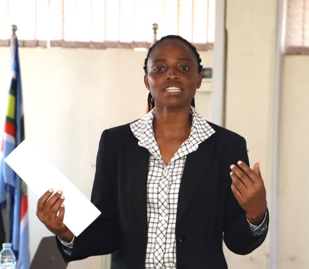 Dr. Rose Nakibuule making her remarks. Two-day workshop on Artificial Intelligence (AI) for students and staff participating in the Erasmus+ exchange program, 11th-12th November 2024, Conference Room, Level 4, College of Computing and Information Sciences (CoCIS), Makerere University, Kampala Uganda, East Africa.