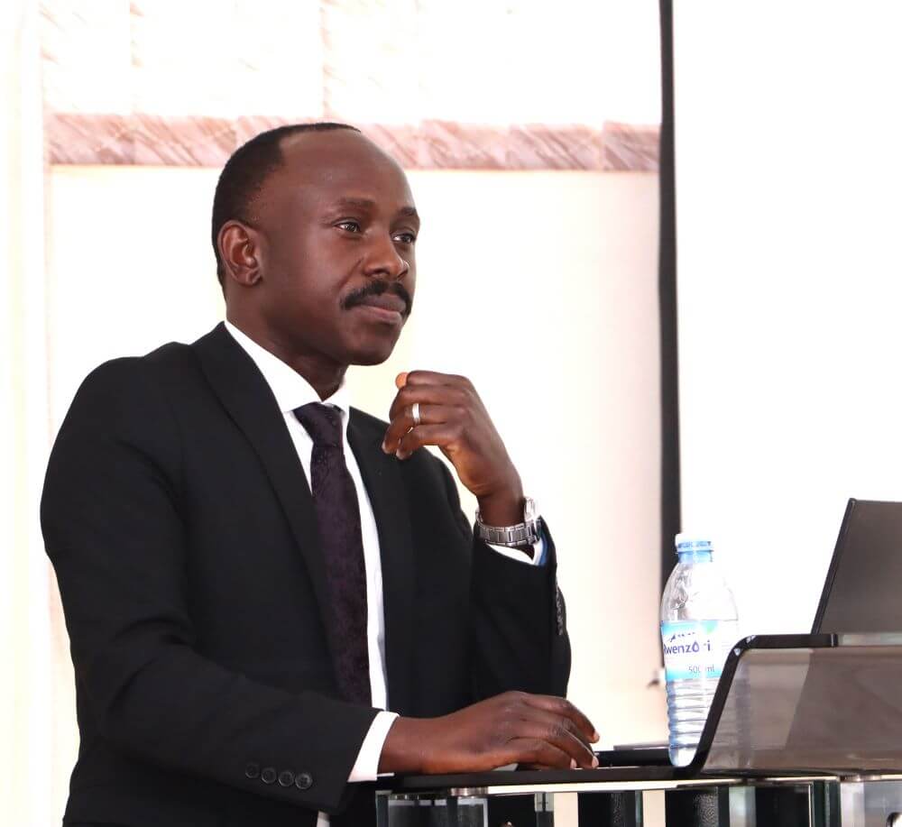 Tumusiime Andrew Gahwera, a PhD Candidate of Makerere University presenting on Machine learning models for short term rainfall prediction using Uganda’s L. Victoria Database. Two-day workshop on Artificial Intelligence (AI) for students and staff participating in the Erasmus+ exchange program, 11th-12th November 2024, Conference Room, Level 4, College of Computing and Information Sciences (CoCIS), Makerere University, Kampala Uganda, East Africa.