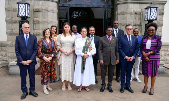 Princess Zahra Aga Khan (Centre) flanked by her daughter Sarah Boyden (to her Left) and Prof. Buyinza Mukadasi (to her Right) poses for a group photo with members of her delegation and Staff at the Main Building Entrance. Visit by Princess Zahra Aga Khan, a Member of the Board of Directors of the Aga Khan Development Network (AKDN), Trustee of the Aga Khan University (AKU) and eldest daughter of the Late Aga Khan IV, 20th February 2025, Makerere University, Kampala Uganda, East Africa.