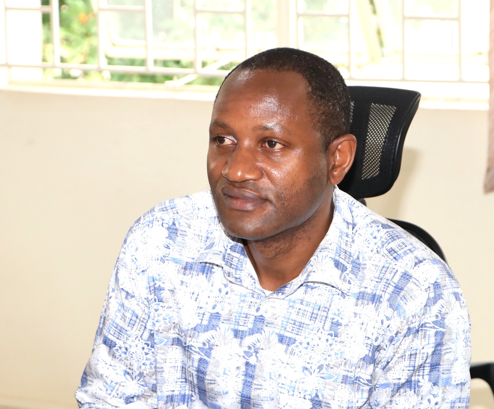 Dr. Sylvestre Kaweesi during the workshop. The Centre for United States Studies at Makerere University held its first research review workshop, marking the beginning of an ambitious academic project to publish a book examining the historical and contemporary relations between the United States and Uganda, 28th April 2025, Kampala, East Africa.