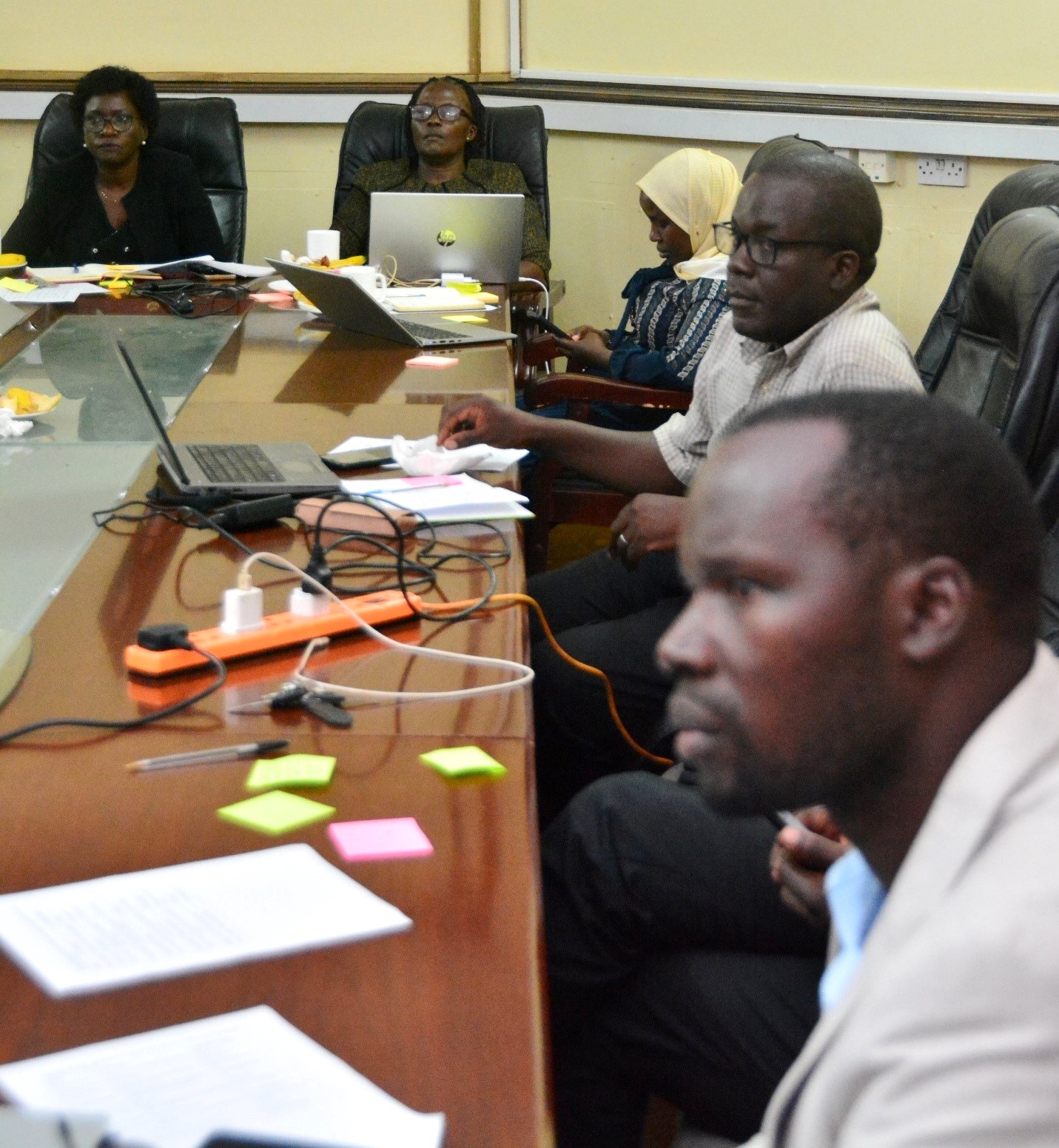 A section of the participants in the dialogue. Leading agricultural experts and stakeholders high-level roundtable discussion on climate-smart initiatives and livestock feed innovations in Uganda hosted May 2025 at the College of Veterinary Medicine, Animal Resources and Biosecurity (CoVAB), Makerere University, Kampala, Uganda, East Africa.