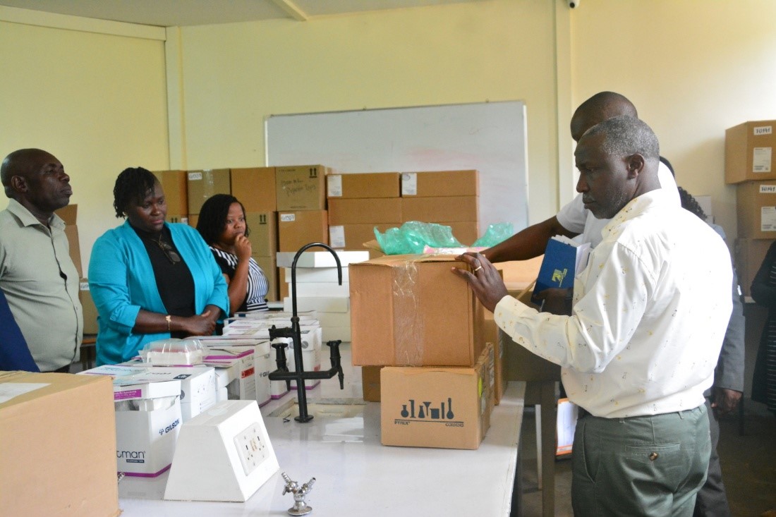 The Deans of SVAR and SBSLS and other college staff checked the equipment. Donation of scientific laboratory equipment worth USD 400,000 (Shs. 1.4 billion) through the Seeding Labs’ Instrumental Access Program to enhance teaching, research, and diagnostic services at the College of Veterinary Medicine, Animal Resources and Biosecurity (CoVAB), 4th June 2025, Makerere University, Kampala Uganda, East Africa.