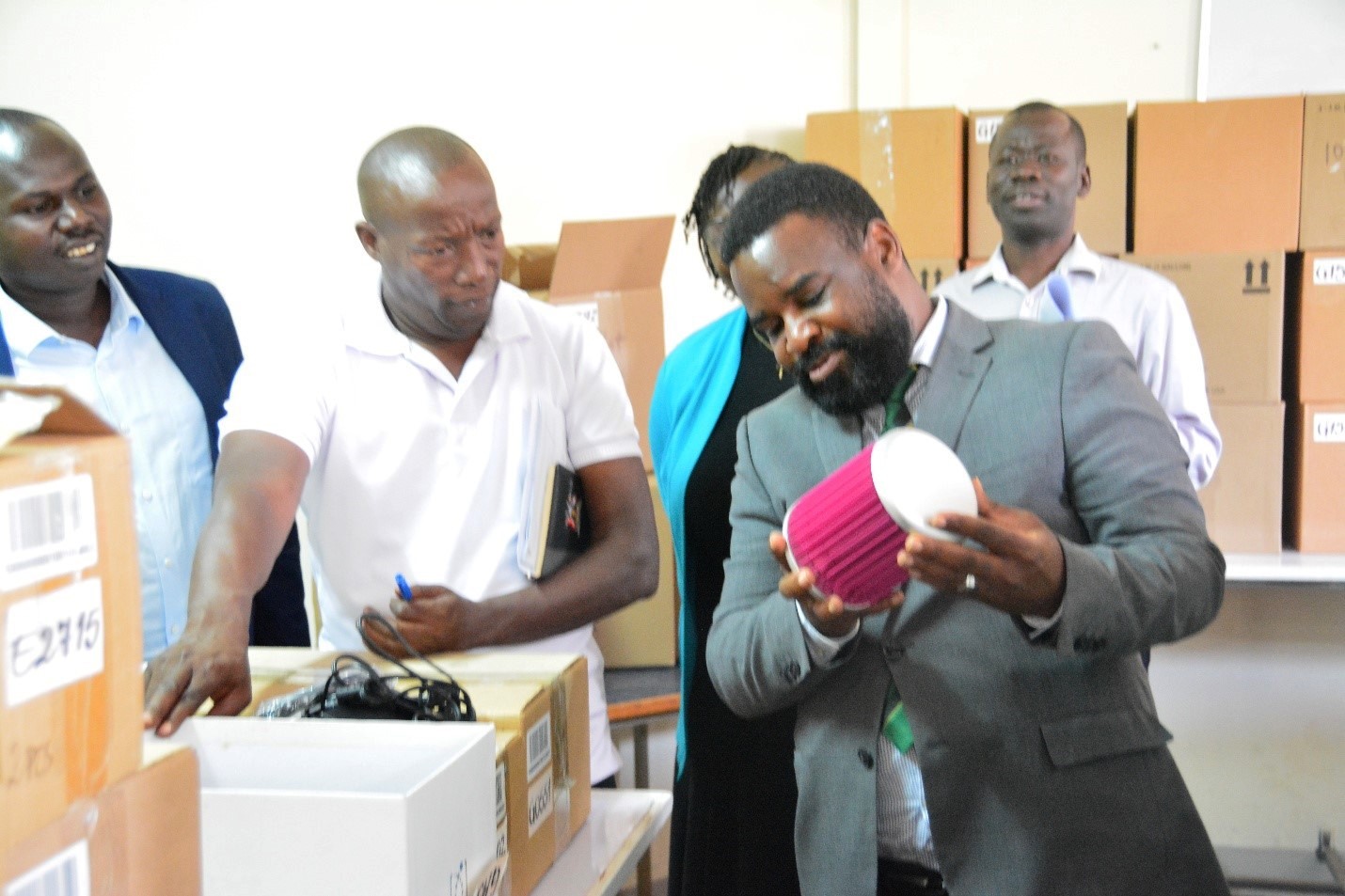 Prof. Robert Wamala inspects one of the items. Donation of scientific laboratory equipment worth USD 400,000 (Shs. 1.4 billion) through the Seeding Labs’ Instrumental Access Program to enhance teaching, research, and diagnostic services at the College of Veterinary Medicine, Animal Resources and Biosecurity (CoVAB), 4th June 2025, Makerere University, Kampala Uganda, East Africa.