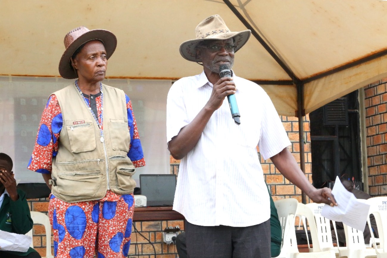 The Proprietor of Mbulamu Integrated Farm in Mpigi District, Mr. Tonda Deogratious and his wife addressing the guests. College of Agricultural and Environmental Sciences (CAES) at Makerere University, Kampala Uganda, East Africa revitalization of internship programme for 51 students at Mbulamu Integrated Farm, Mpigi District and Green Valley Farm, Masaka District. Coordinators: Dr. Emmanuel Opolot, Dr. Gabriel Karubanga.