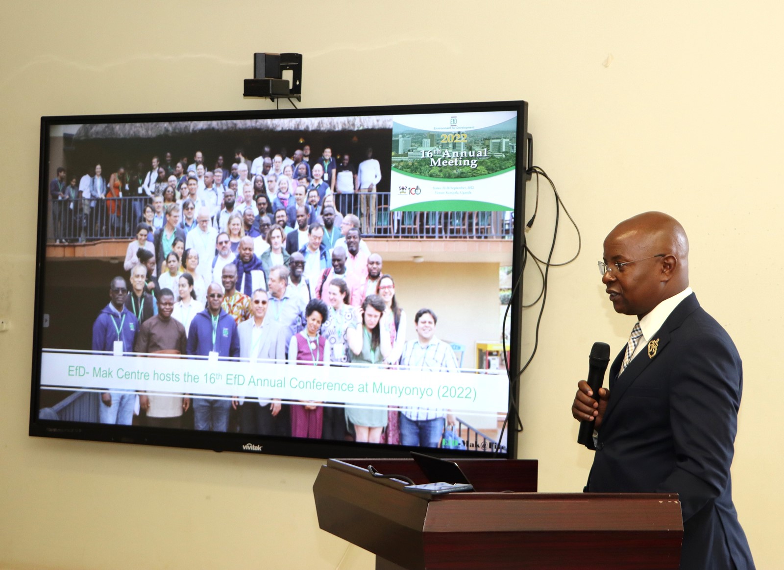 Prof. Bbaale presenting the center milestones. Environment for Development Initiative–Makerere University (EfD-Mak) Centre 2nd Advisory Board Meeting calls for expanded scope and sustainable funding for the center’s activities held 16th July 2025 at Yusuf Lule Central Teaching Facility, Kampala Uganda, East Africa.