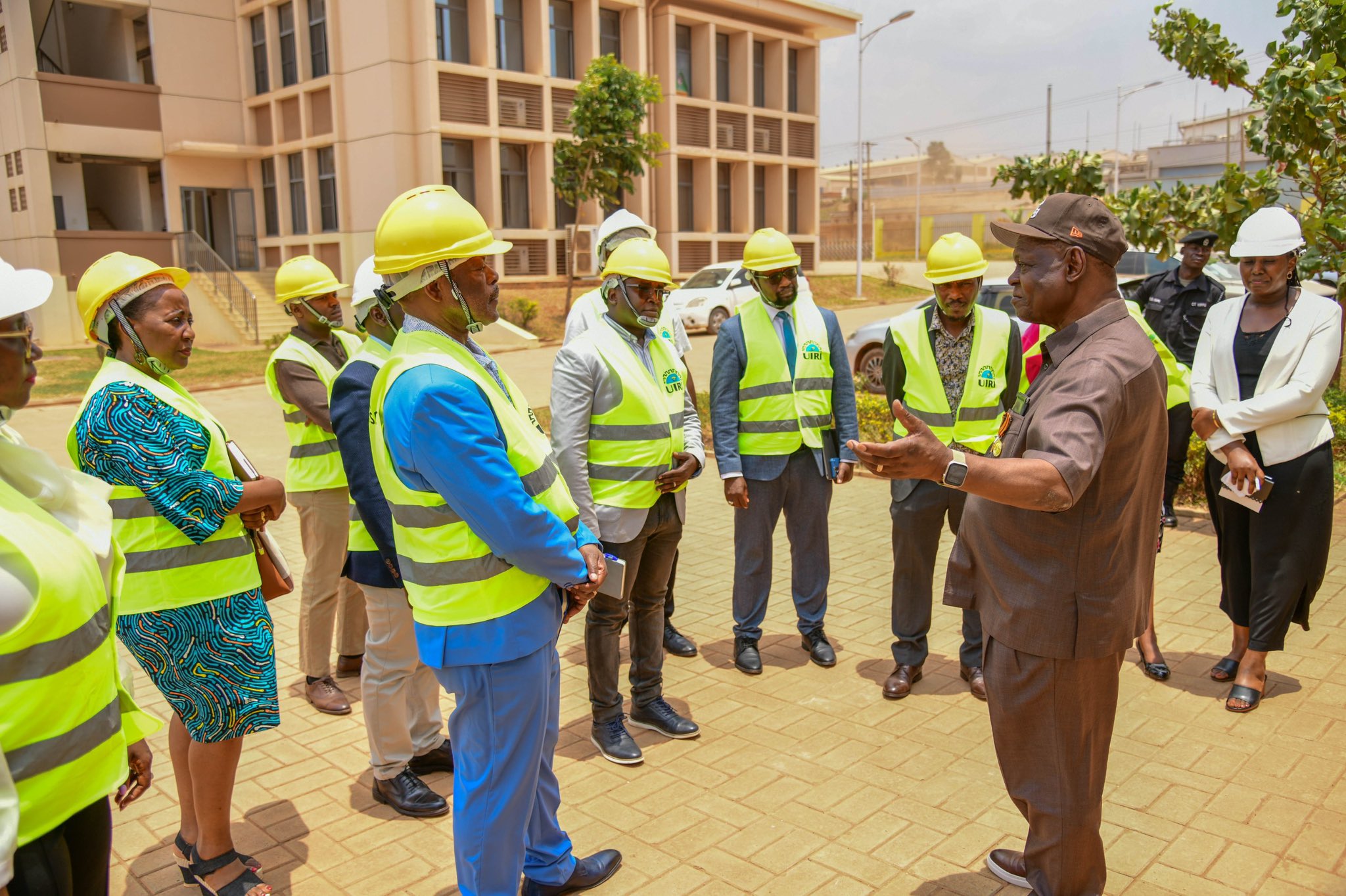 Prof. Barnabas Nawangwe, Prof. Charles Kwesiga with other Makerere Researchers and Innovators at UIRI
