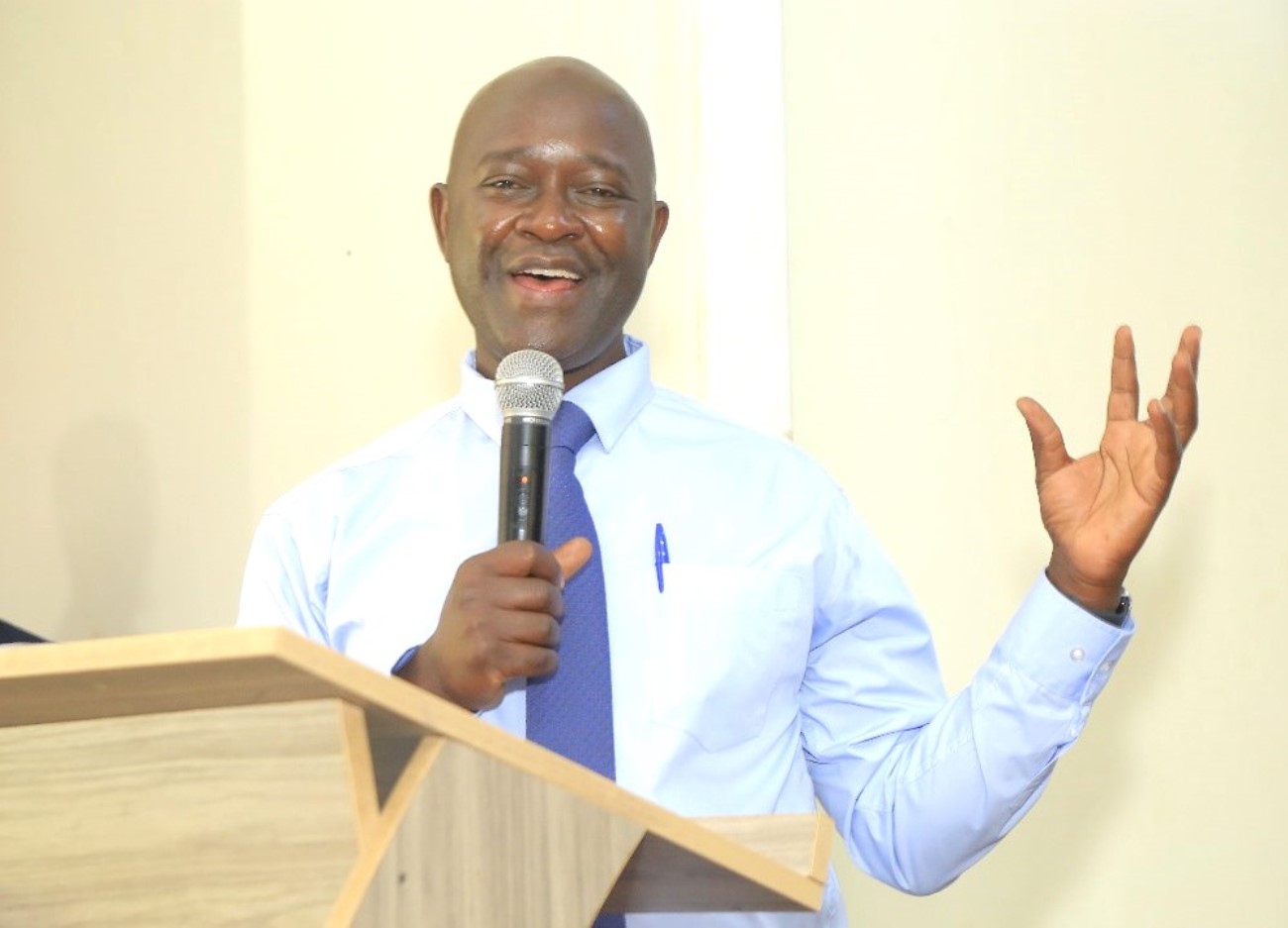 Prof. Yazidhi Bamutaze, Deputy Principal of CAES, sharing insights on the significance of the Field Attachment Programme. End-of-recess exhibition School of Food Technology, Nutrition, and Biosystems Engineering, College of Agricultural and Environmental Sciences (CAES) showcasing student-led innovations, 24th July 2025, Makerere University, Kampala Uganda, East Africa.
