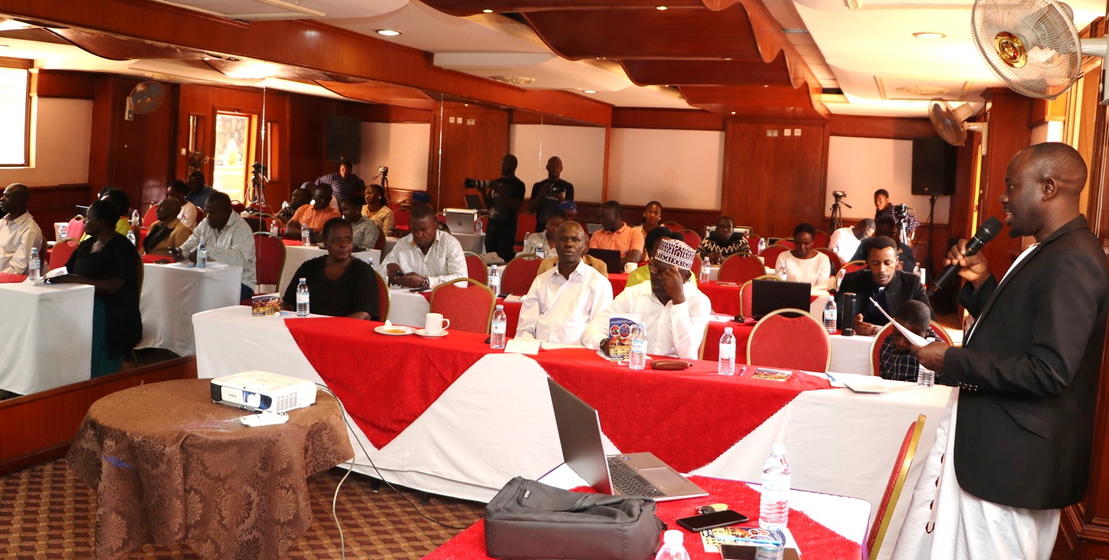 Peter Babyenda representing the Director EfD-Mak Centre. Dissemination by EfD-Mak Centre at Makerere University of study “Differences in COVID-19 Effects on Food Security and Adaptive Strategies among the Urban Poor: Experiences from Uganda and Tanzania”, conducted between 2022 and 2023 in collaboration with EfD Tanzania, Tick Hotel Kawempe Division, Kampala Uganda, East Africa.