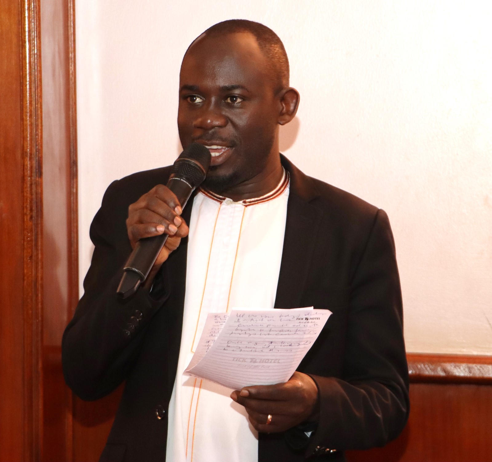 Peter Babyenda speaking during the dissemination workshop. Dissemination by EfD-Mak Centre at Makerere University of study “Differences in COVID-19 Effects on Food Security and Adaptive Strategies among the Urban Poor: Experiences from Uganda and Tanzania”, conducted between 2022 and 2023 in collaboration with EfD Tanzania, Tick Hotel Kawempe Division, Kampala Uganda, East Africa.