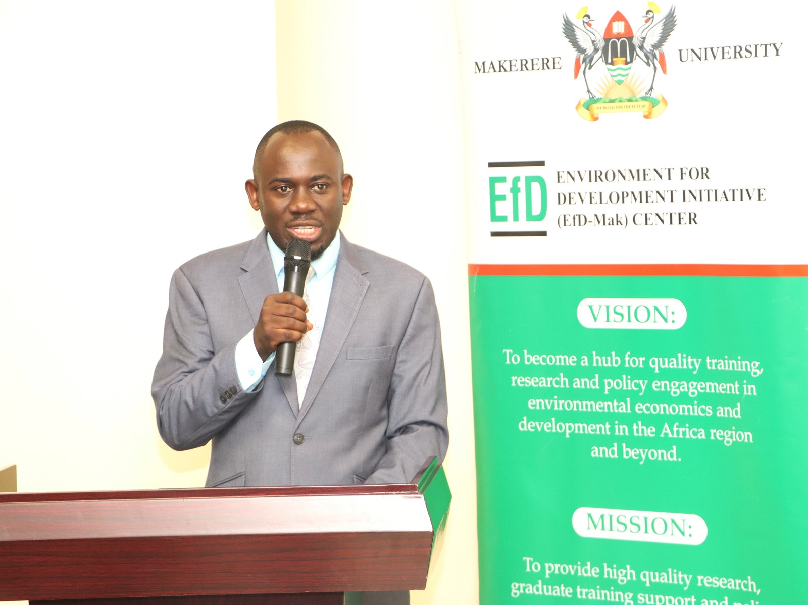 Peter Babyenda Policy Engagement specialist. Two-day high-level training for 40 Ugandan government officials on biodiversity conservation, community-based natural resource management, and economic valuation of national parks Organized by EfD Uganda, 20th-21st August 2025, Makerere University, Kampala Uganda, East Africa.