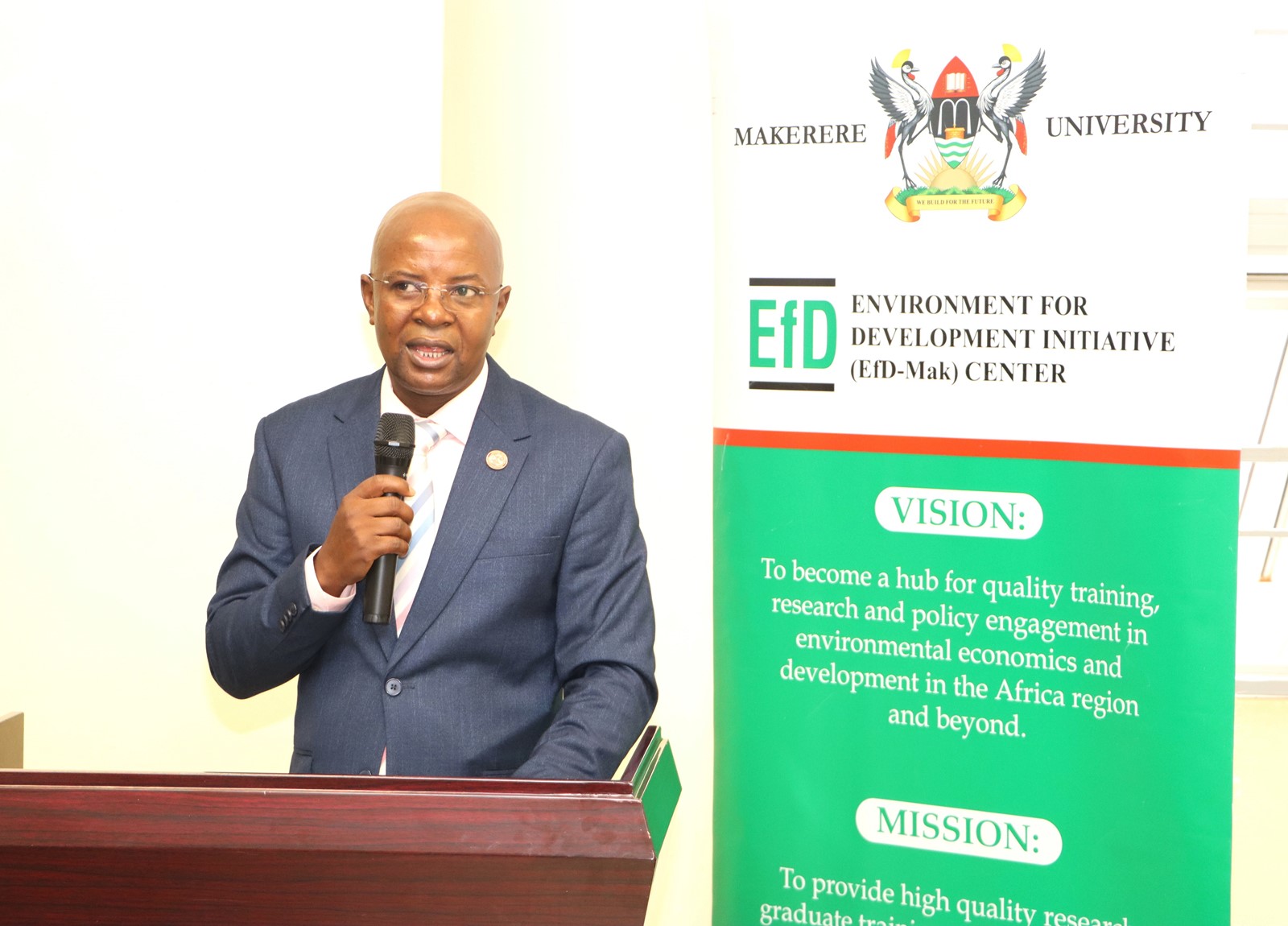 Prof. Edward Bbaale opening the training. Two-day high-level training for 40 Ugandan government officials on biodiversity conservation, community-based natural resource management, and economic valuation of national parks Organized by EfD Uganda, 20th-21st August 2025, Makerere University, Kampala Uganda, East Africa.
