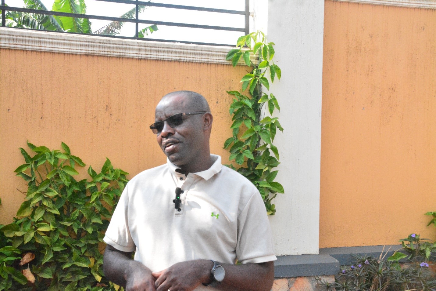 Mr. Mugisa, a farmer and environmentalist explains how he started his farm and took on the use of the innovation. Regional research initiative “Building Capacity for Innovation and Advancement of Climate Smart Agriculture in East and Southern Africa” (CICSA-E&SA) visited to Mr. Mugisha Jonan, urban farmer and environmentalist in Sentema Wakiso District, adoption of innovative practices redefining the feasibility of farming in densely populated urban settings through the Nutrient Recycling Innovation, CoVAB, Makerere University, Kampala Uganda.