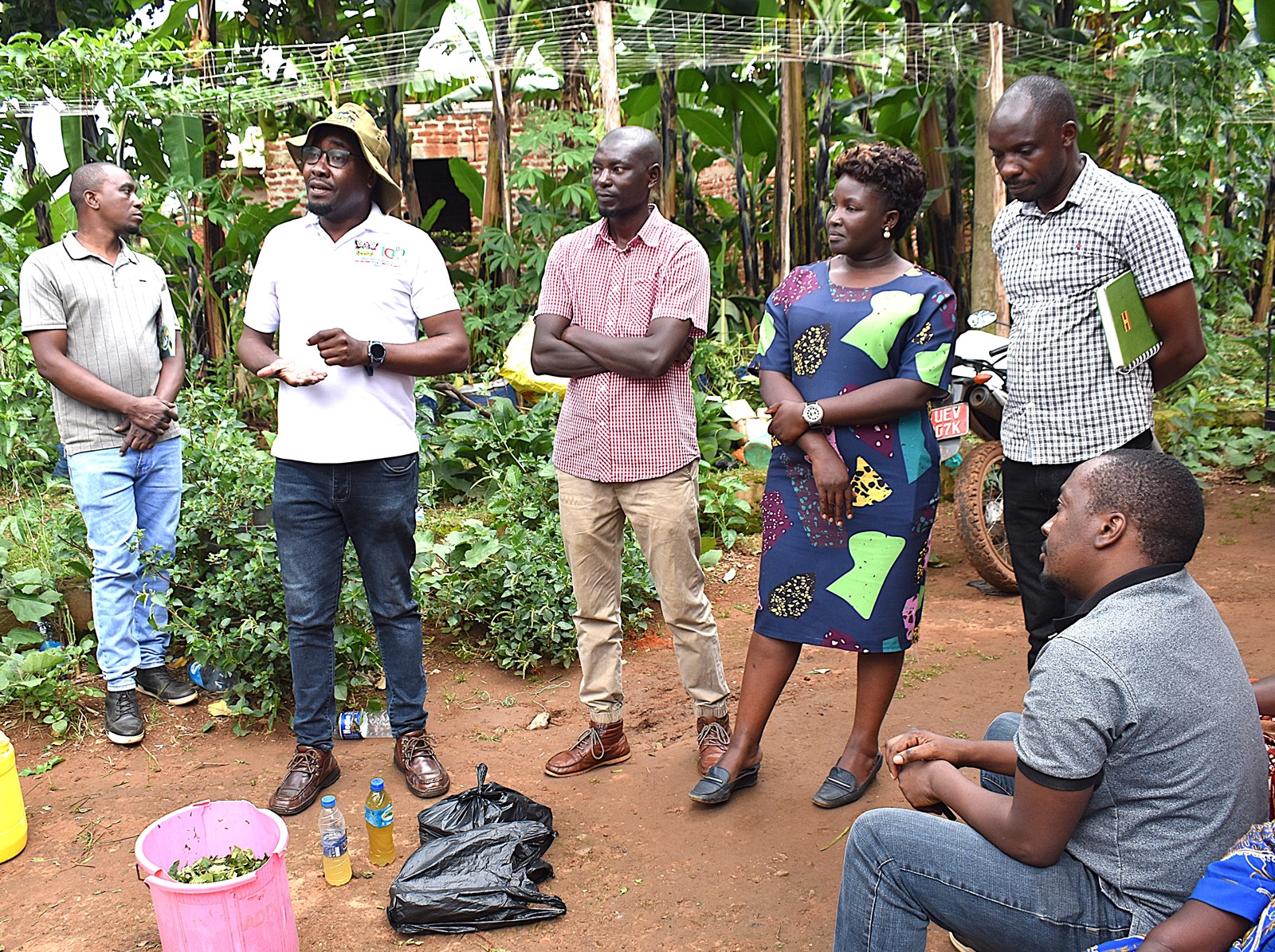 Prof. Mugagga appreciating the farmers for their commitment to the project activities. Phase II of the Resilient Urban Food Systems (RUFS) Project, Department of Geography, Geo-Informatics, and Climatic Sciences at Makerere University, Kampala Uganda, East Africa and funded through the AgriFoSe2030 Programme, practical techniques for producing organic fertilizers and pesticides using affordable, locally available materials 6th to 7th October 2025, Emily Royal Mixed Farm, Industrial City Division, Mbale City.