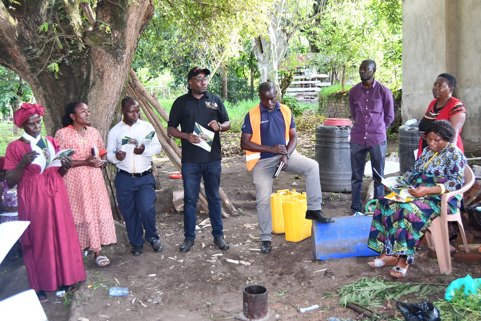 Prof. Frank Mugagga addressing farmers during the training. The Resilient Urban Food Systems (RUFS) project led by Prof. Frank Mugagga, Department of Geography, Geo-Informatics, and Climatic Sciences, CAES, Makerere University, Kampala and funded through the AgriFoSe2030 Programme initiative titled “Strengthening Urban Food Systems Resilience to Flood and Drought Risks through New Strategic Partnerships: Consolidating Gains from the RUFS Project in Kasese Municipality and Mbale City, Uganda,” intensive two-day training workshop for smallholder farmers in Kasese Municipality 13th and 14th October 2025, East Africa.