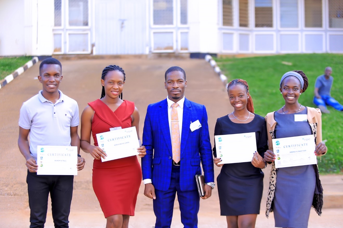 Some of the COVAB participants and the lead facilitator after the training. Centre for Biosecurity and Global Health (CeBIGH) and the Department of Biosecurity, Ecosystems and Veterinary Public Health (BEP) in collaboration with VIQAP Consultancy Services, the Uganda Medical Laboratory Technologists Association (UMLTA), the Biosafety and Biosecurity Association of Uganda (BBAU), and the Uganda National Health Laboratories and Diagnostic Services, conducted a three-day Biorisk Management (Biosafety and Biosecurity) training, 20th to 22nd October 2025 at COVAB, Makerere University, Kampala Uganda, East Africa.