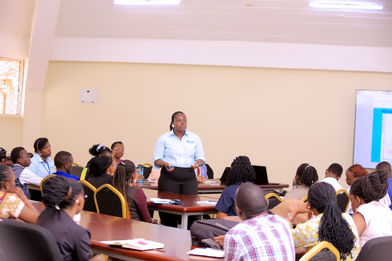 Ms. Viola Nakidde, the Managing Director of VIQAP Consultancy Services facilitating a session. Centre for Biosecurity and Global Health (CeBIGH) and the Department of Biosecurity, Ecosystems and Veterinary Public Health (BEP) in collaboration with VIQAP Consultancy Services, the Uganda Medical Laboratory Technologists Association (UMLTA), the Biosafety and Biosecurity Association of Uganda (BBAU), and the Uganda National Health Laboratories and Diagnostic Services, conducted a three-day Biorisk Management (Biosafety and Biosecurity) training, 20th to 22nd October 2025 at COVAB, Makerere University, Kampala Uganda, East Africa.