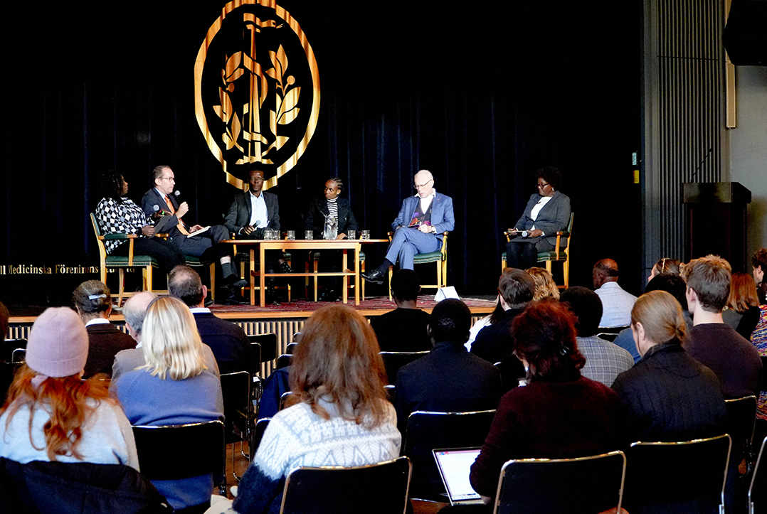 Dr. Andreas Göthenberg, executive director of the Swedish Foundation for International Cooperation in Research and Higher Education (STINT), speaking during the Global Conversations on Sustainable Health, in Stockholm. Photo by Kseniya Hartvigsson. Pics failing to upload on Mak News with errors of "resources"