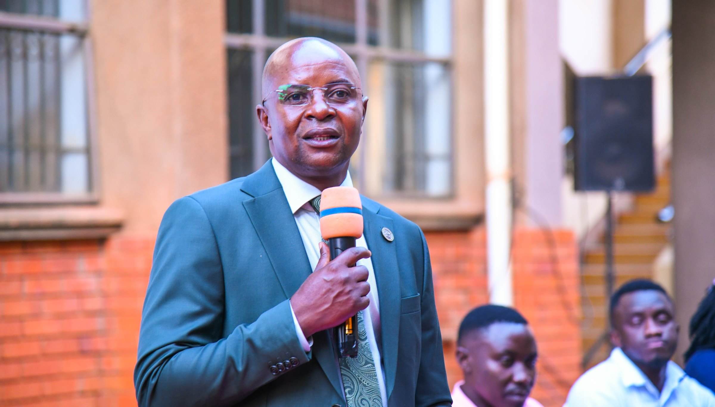 Prof. Edward Bbaale makes closing remarks. School of Food Technology, Nutrition and Bio-Engineering (SFTNB), in partnership with the Makerere Innovation and Incubation Center (MIIC), third edition of Entrepreneurship Exhibition on 12th November 2025, College of Agricultural and Environmental Sciences (CAES), Makerere University, Kampala Uganda, East Africa.
