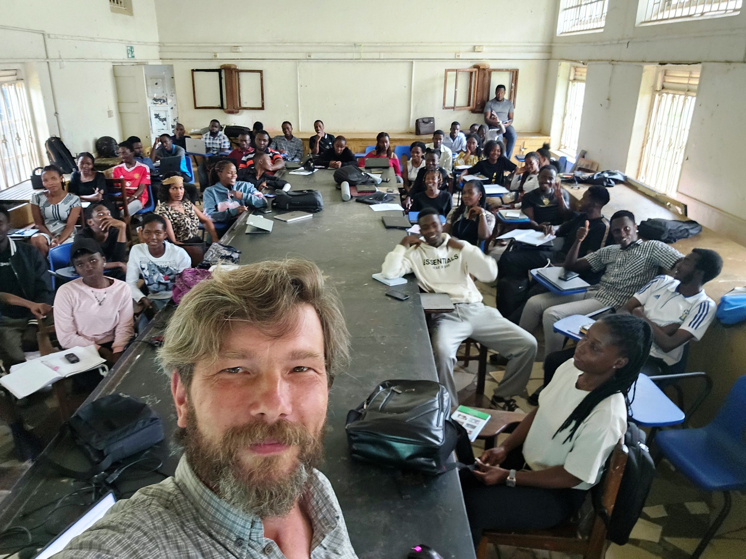 Dr. Tomasz Padło, Erasmus Exchange Professor from UKEN, Poland won first prize in the prestigious Grand Press Photo 2025 competition in the Culture – Single category for a photo he took at Makerere University, Kampala Uganda, East Africa during his exchange visit.