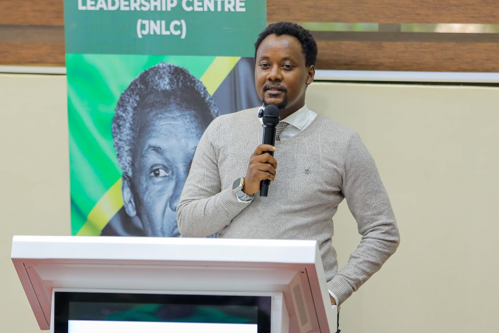 Dr. Gardner Herbert Rwakiseta. Julius Nyerere Leadership Centre (JNLC) at Makerere University, in partnership with the United Nations Development Programme (UNDP), two-day Community Innovation Showcase and Alumni Workshop 18th November 2025, School of Public Health Auditorium, Kampala Uganda, East Africa. An event dedicated to strengthening alumni-led community transformation across Uganda.