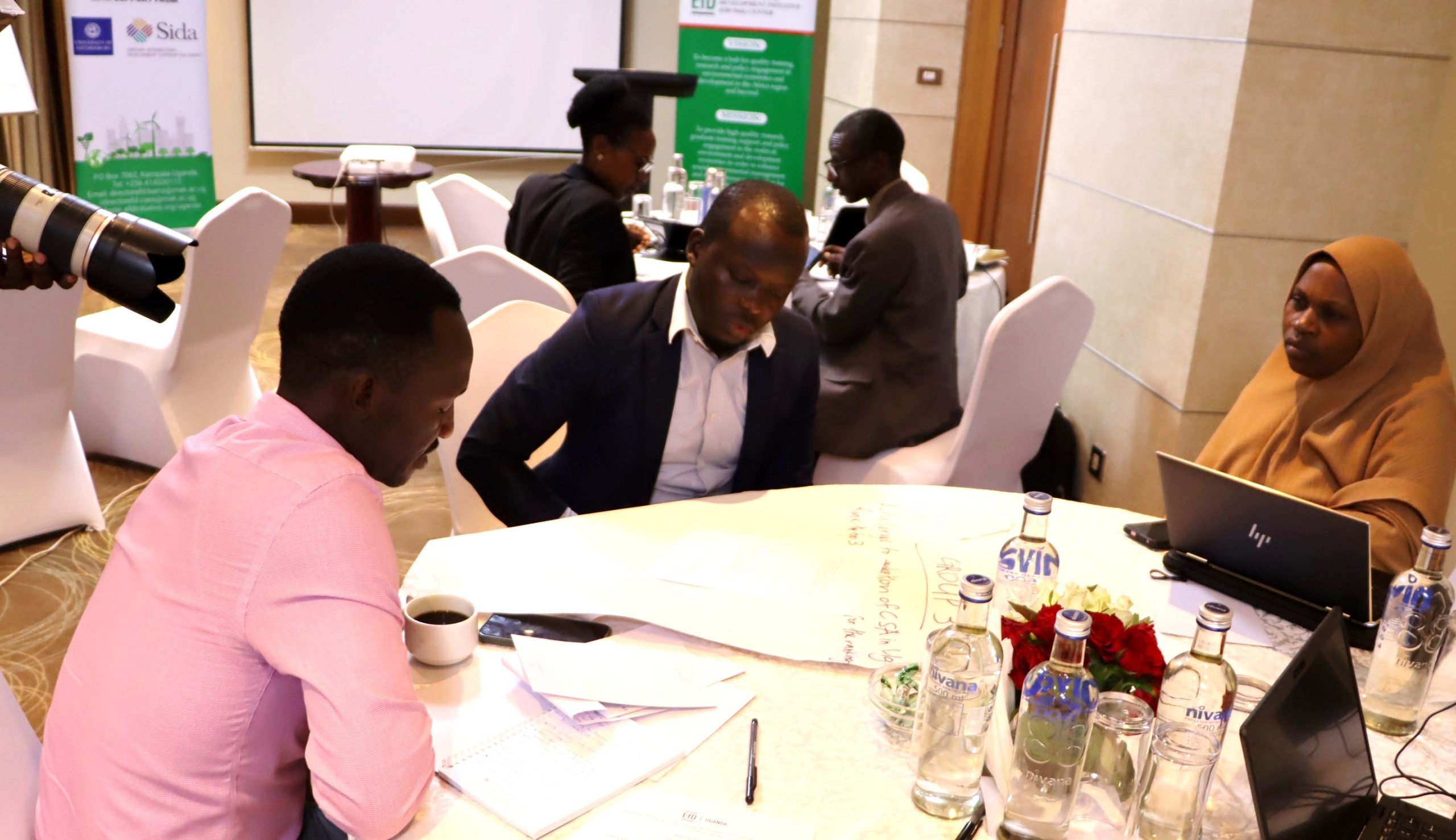 Participants from Group 3 in discussion. The high-level annual workshop organised by the Environment for Development (EfD) Makerere University Centre through its regional Inclusive Green Economy (IGE) Programme to draw a roadmap for accelerating the adoption of Climate Smart Agriculture (CSA) as Uganda struggles with rising climate shocks, stagnating agricultural productivity and worsening poverty levels, held on December 4, 2025 at the Sheraton Kampala Hotel, Uganda, East Africa.